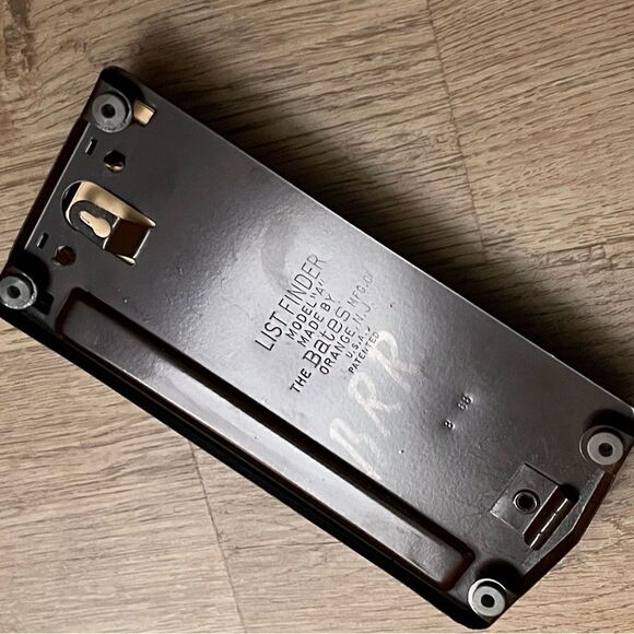 The Bates List Finder Metal Case Spring Open Address Phone Password Keeper - Picture 10 of 14